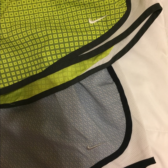 Nike running shorts SET of 2 - Picture 8 of 8